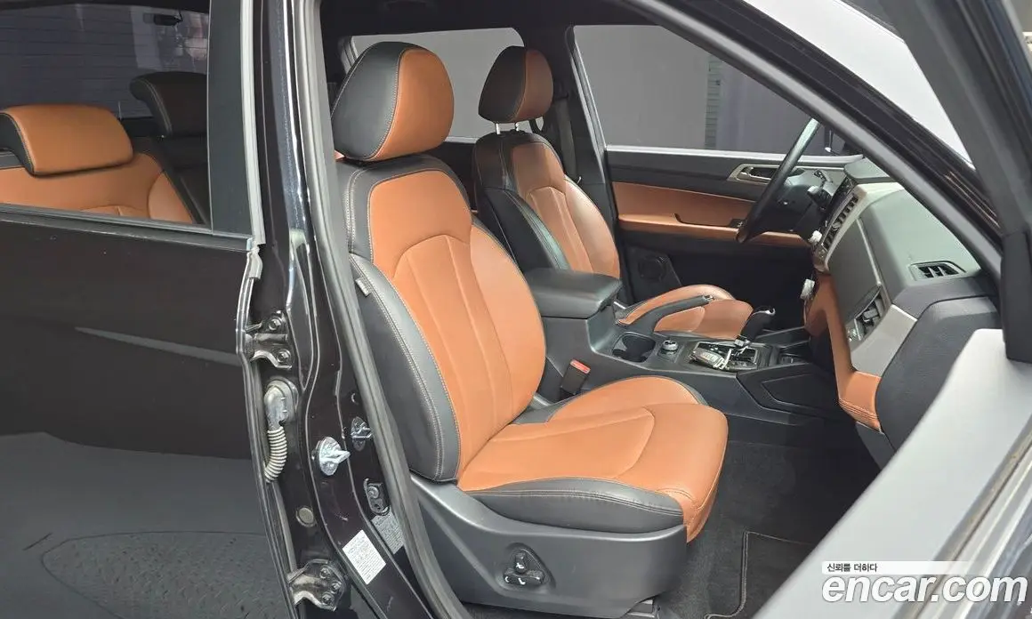 SsangYong Rexton 2018 2.2 автомат (гидро), фото 17
