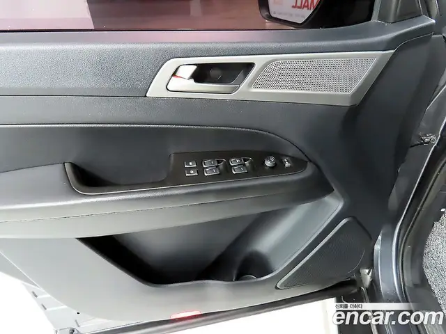 SsangYong Rexton 2018 2.2 автомат (гидро), миниатюра 12