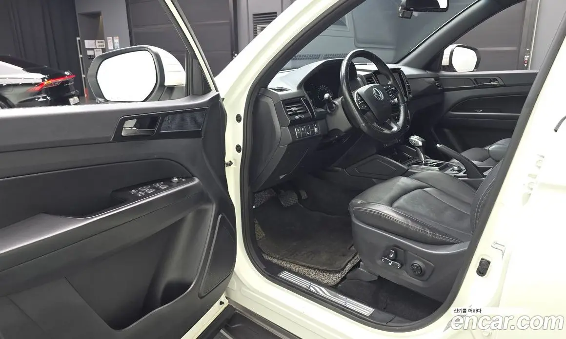 SsangYong Rexton 2019 2.2 автомат (гидро), фото 13
