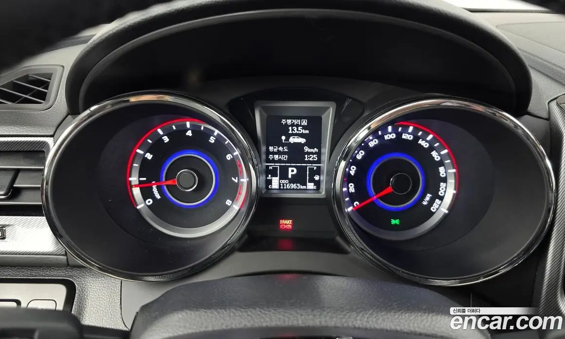 SsangYong TIBOLI 2017 1.6 автомат (гидро), фото 11