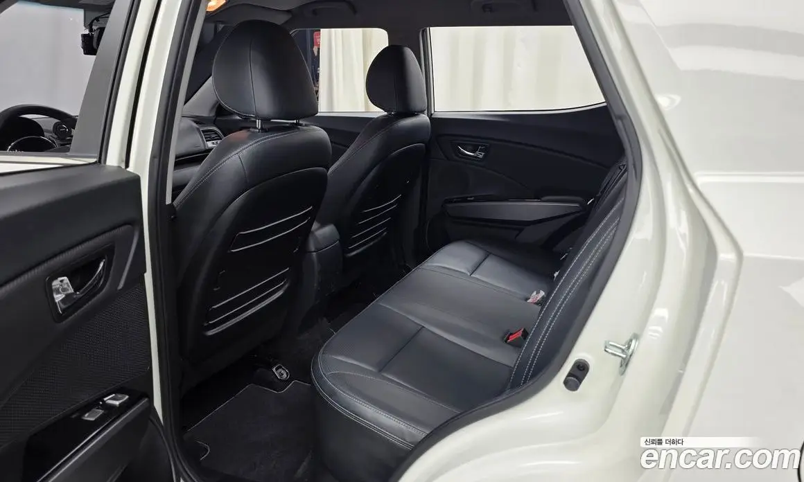SsangYong TIBOLI 2017 1.6 автомат (гидро), фото 16