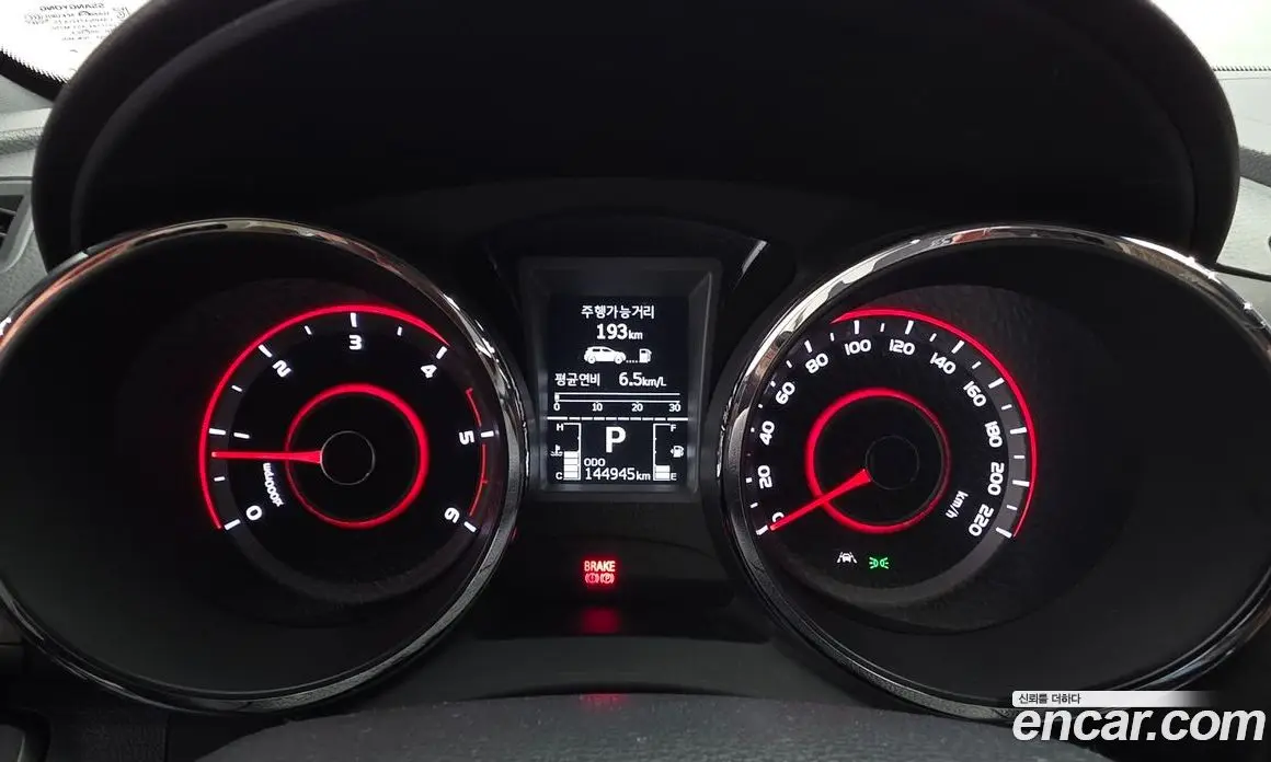 SsangYong TIBOLI 2017 1.6 автомат (гидро), фото 11