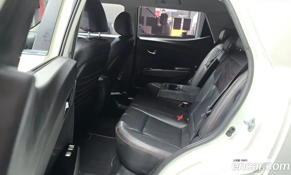 SsangYong TIBOLI 2018 1.6 автомат (гидро), фото 12