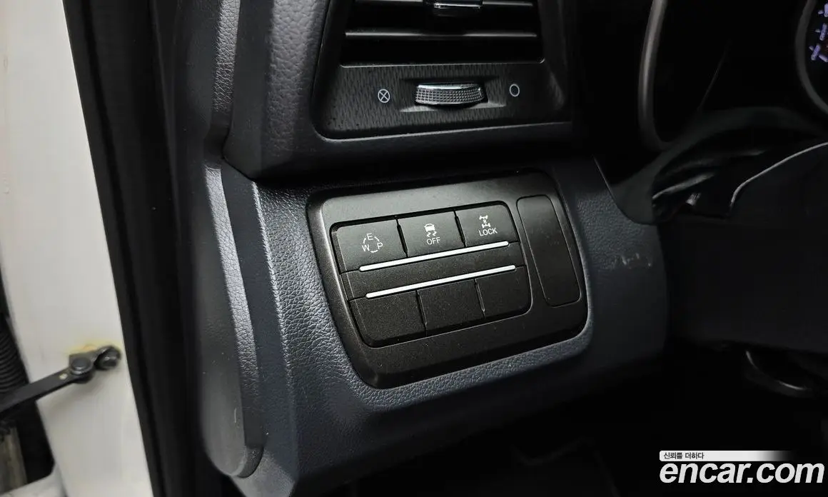SsangYong TIBOLI 2018 1.6 автомат (гидро), фото 16