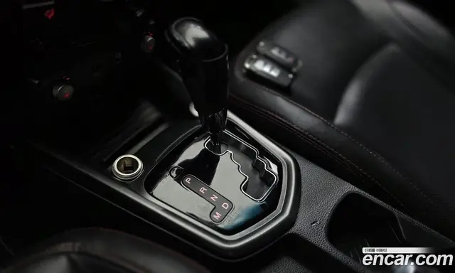 SsangYong TIBOLI 2018 1.6 автомат (гидро), миниатюра 9