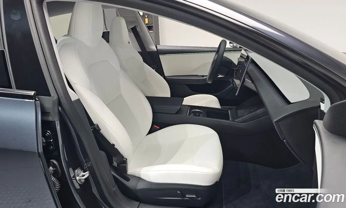 Tesla Model 3 2025 0.2 автомат (гидро), фото 15