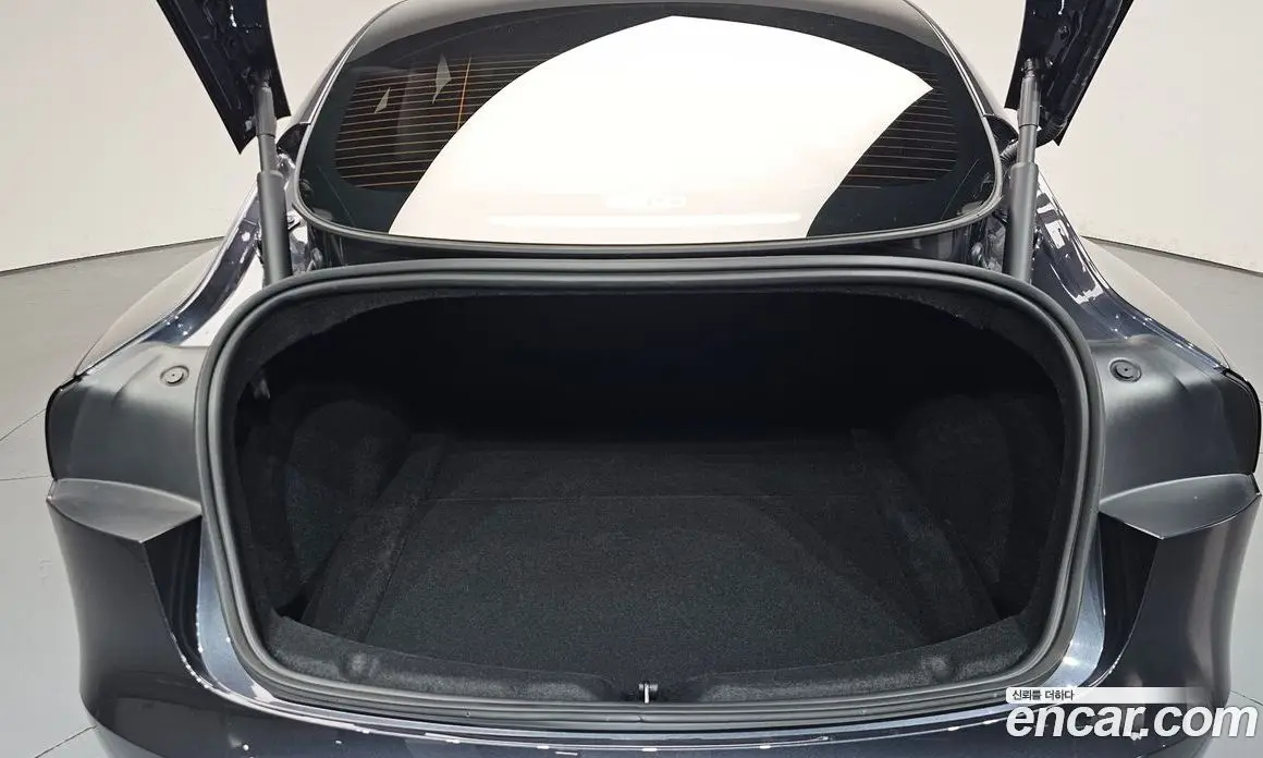 Tesla Model 3 2025 0.2 автомат (гидро), фото 25
