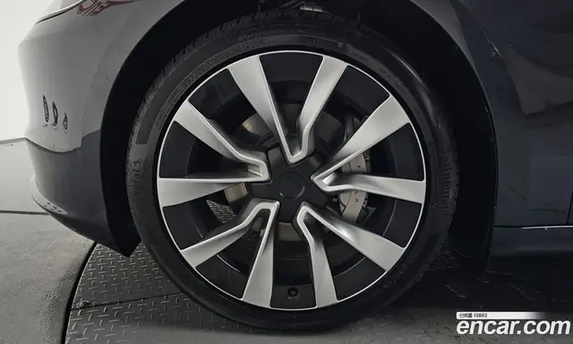Tesla Model 3 2025 0.2 автомат (гидро), миниатюра 4