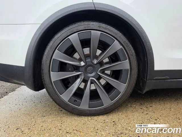 Tesla Model X 2023 автомат (гидро), миниатюра 11