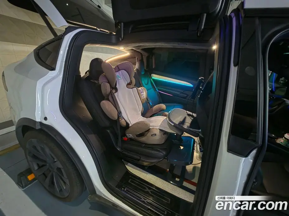 Tesla Model X 2023 автомат (гидро), фото 4