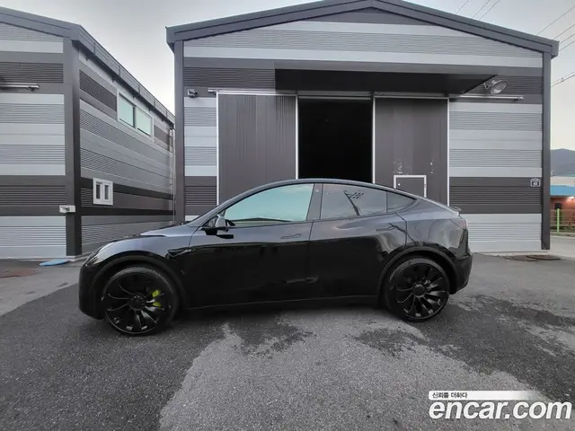 Tesla Model Y 2021 автомат (гидро), миниатюра 5