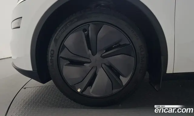 Tesla Model Y 2025 0.2 автомат (гидро), миниатюра 4