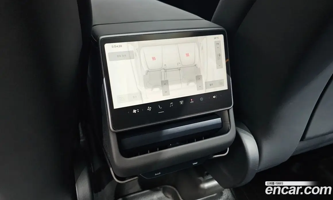 Tesla Model Y 2025 0.2 автомат (гидро), фото 31
