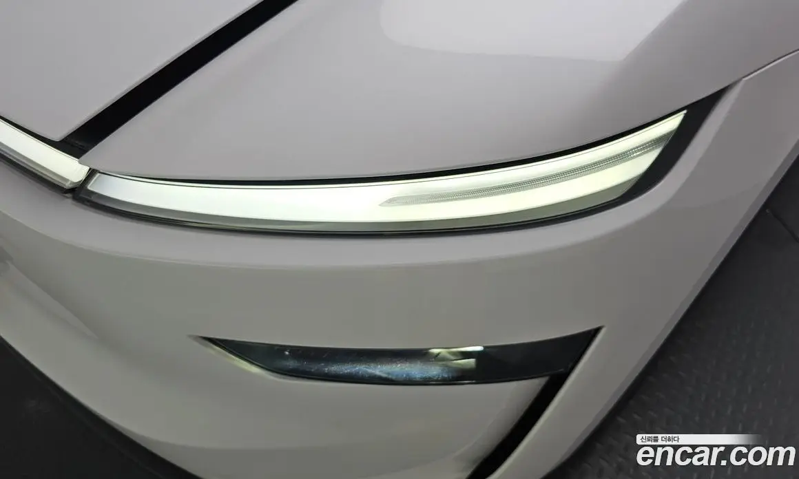 Tesla Model Y 2025 0.2 автомат (гидро), фото 7