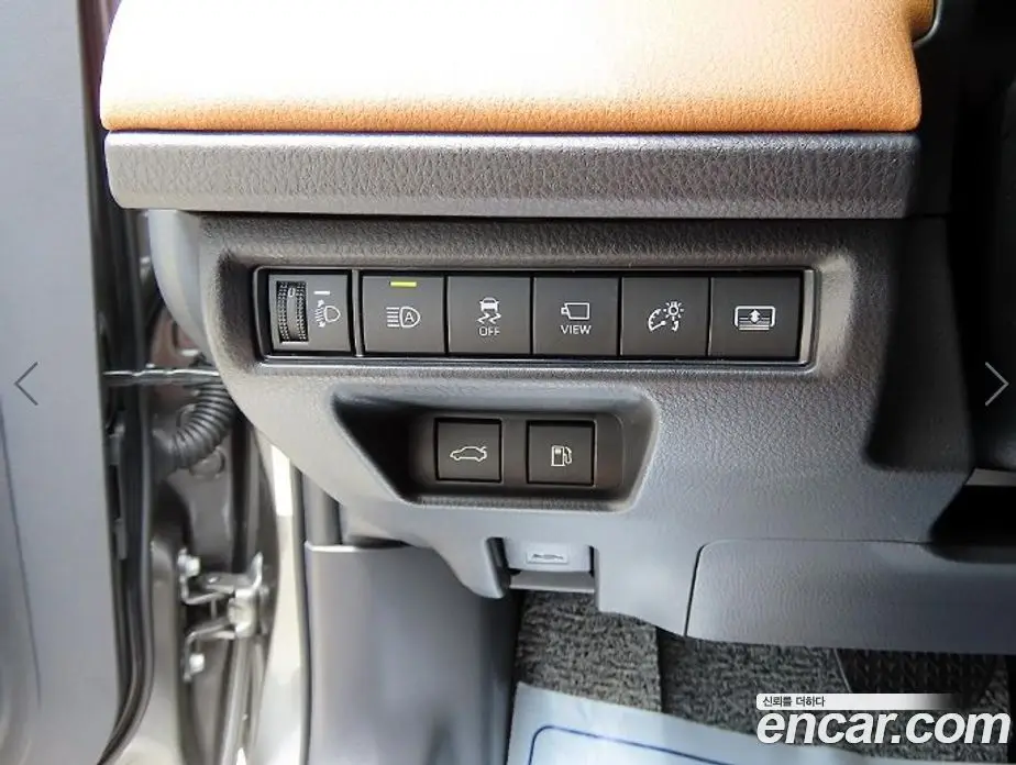 Toyota Camry 2025 2.5 автомат (гидро), фото 13