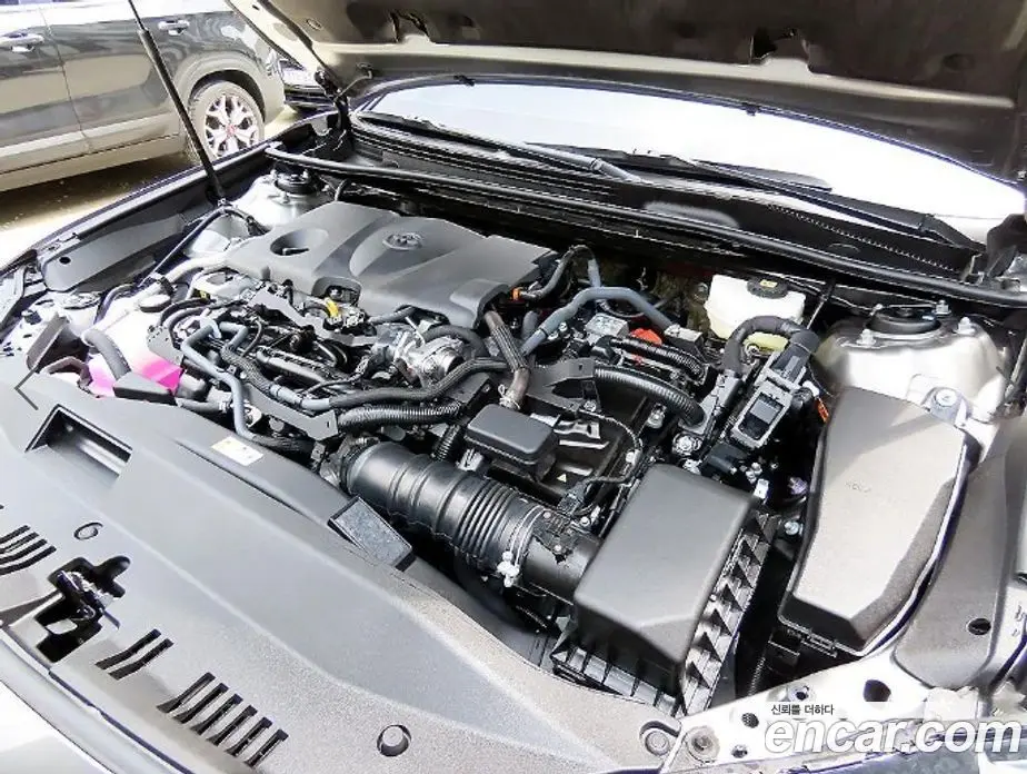 Toyota Camry 2025 2.5 автомат (гидро), фото 18