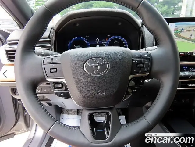 Toyota Camry 2025 2.5 автомат (гидро), миниатюра 8