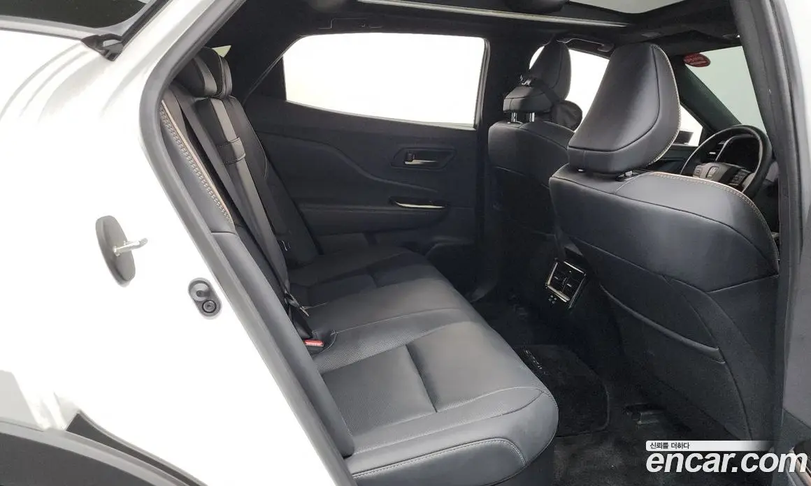 Toyota Crown 2024 2.5 автомат (гидро), фото 17