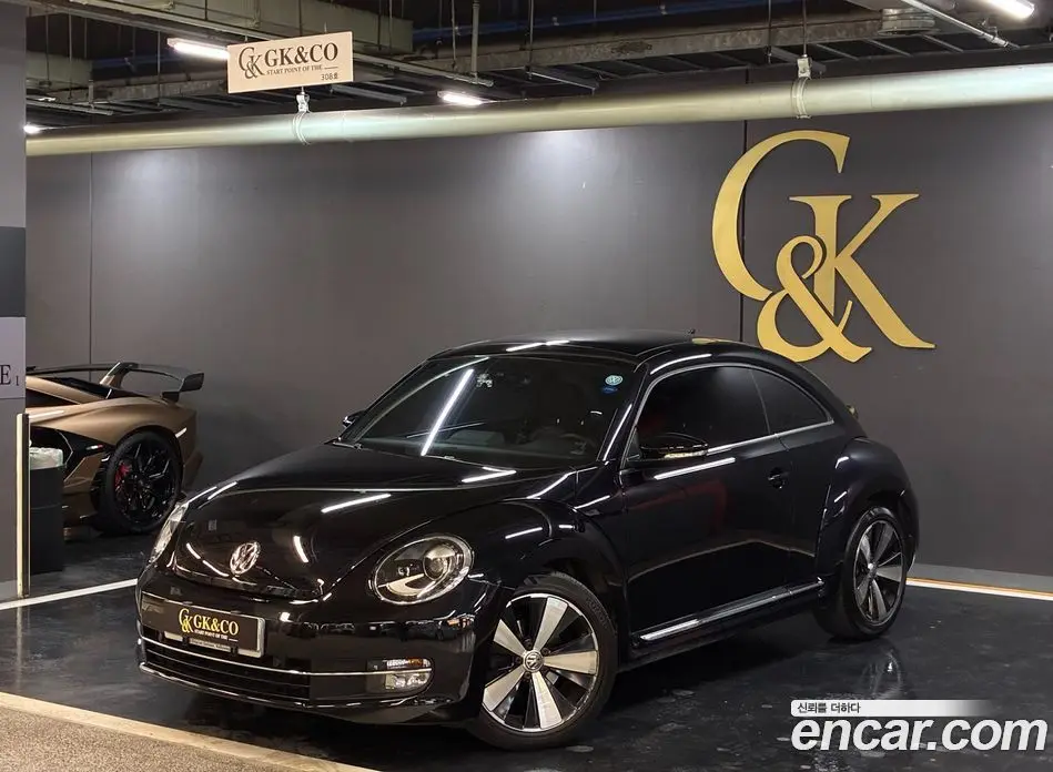 Volkswagen Beatle 2012 2.0 автомат (гидро), фото 1 Volkswagen Beatle 2012 2.0 автомат (гидро), фото 1