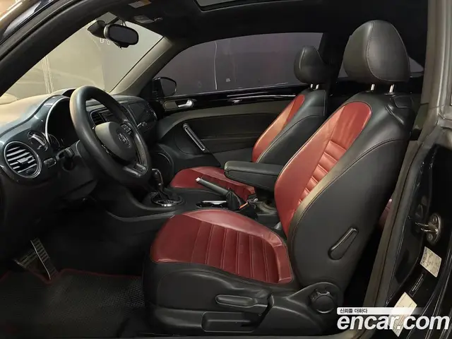 Volkswagen Beatle 2012 2.0 автомат (гидро), миниатюра 7 Volkswagen Beatle 2012 2.0 автомат (гидро), миниатюра 7