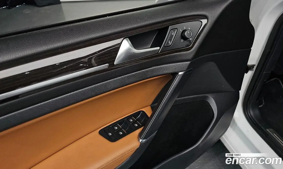 Volkswagen Golf 2015 2.0 автомат (гидро), фото 14