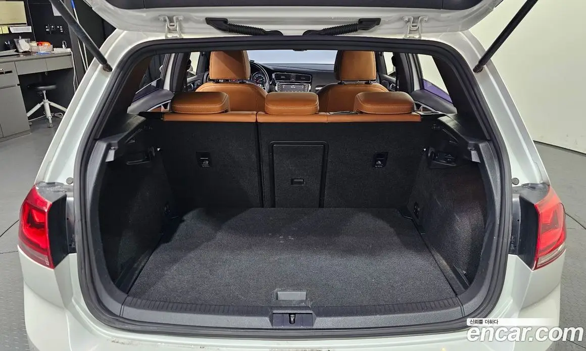 Volkswagen Golf 2015 2.0 автомат (гидро), фото 20