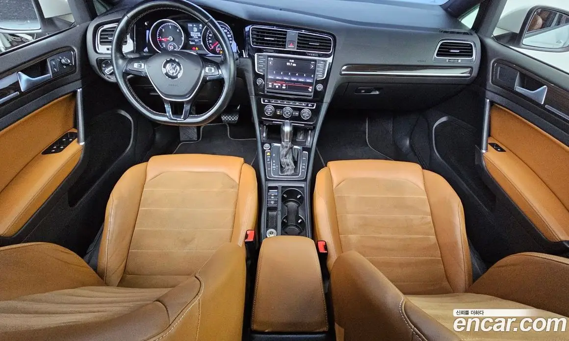 Volkswagen Golf 2015 2.0 автомат (гидро), фото 7