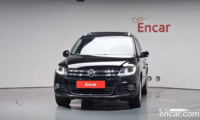 Volkswagen Tiguan 2012 2.0 автомат (гидро), миниатюра 2