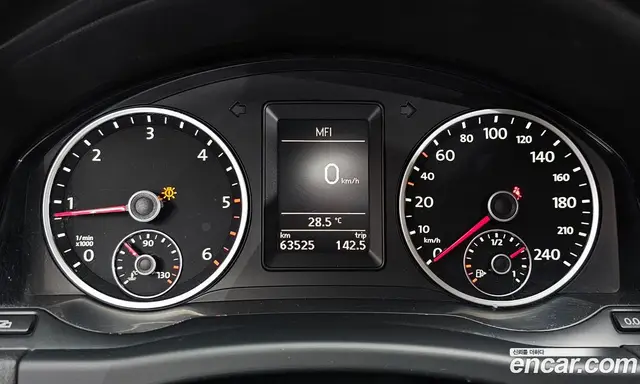 Volkswagen Tiguan 2012 2.0 автомат (гидро), миниатюра 10