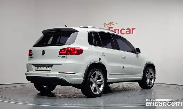 Volkswagen Tiguan 2014 2.0 автомат (гидро), миниатюра 2