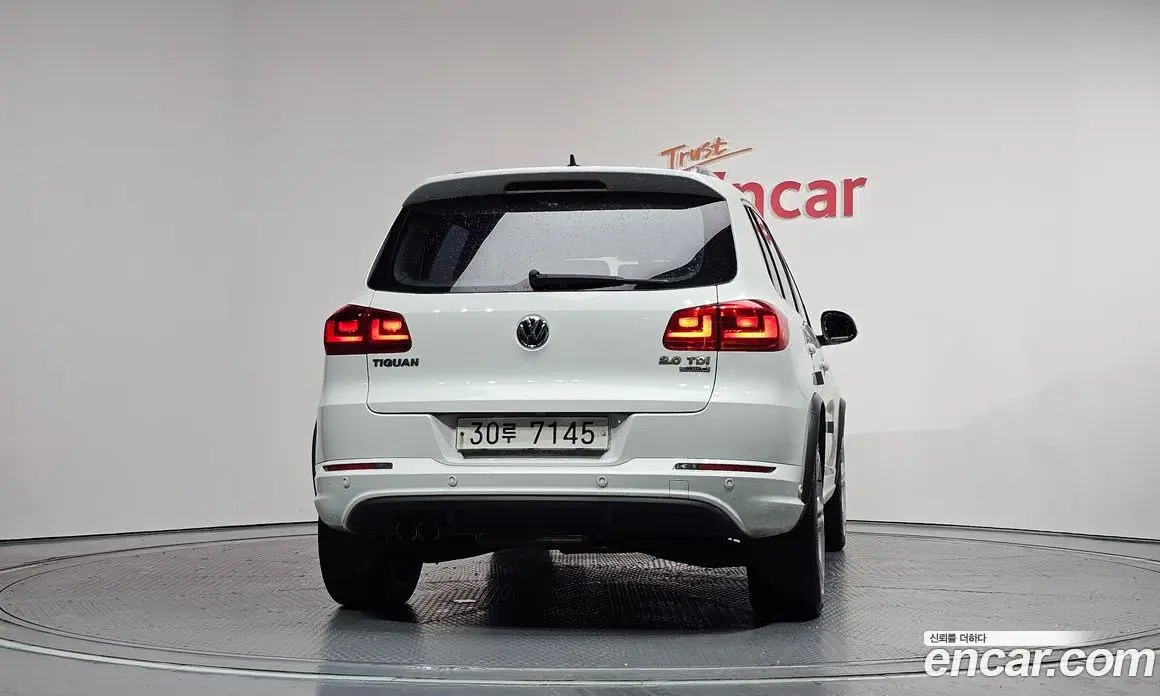 Volkswagen Tiguan 2014 2.0 автомат (гидро), фото 4
