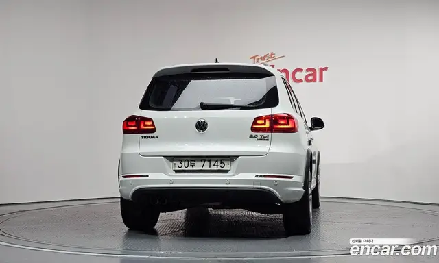 Volkswagen Tiguan 2014 2.0 автомат (гидро), миниатюра 4