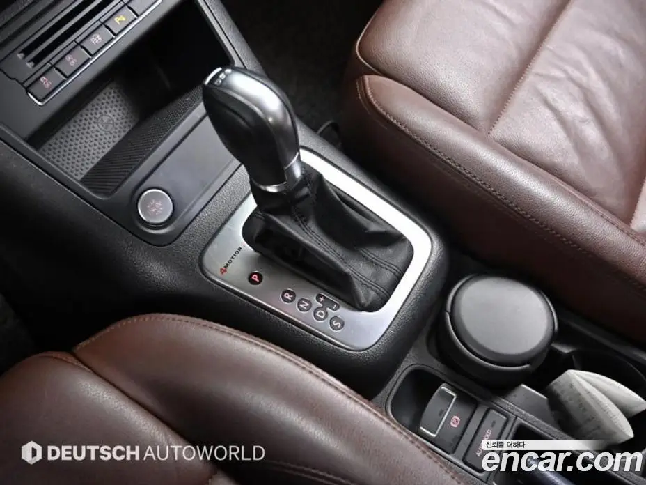Volkswagen Tiguan 2015 2.0 автомат (гидро), фото 9