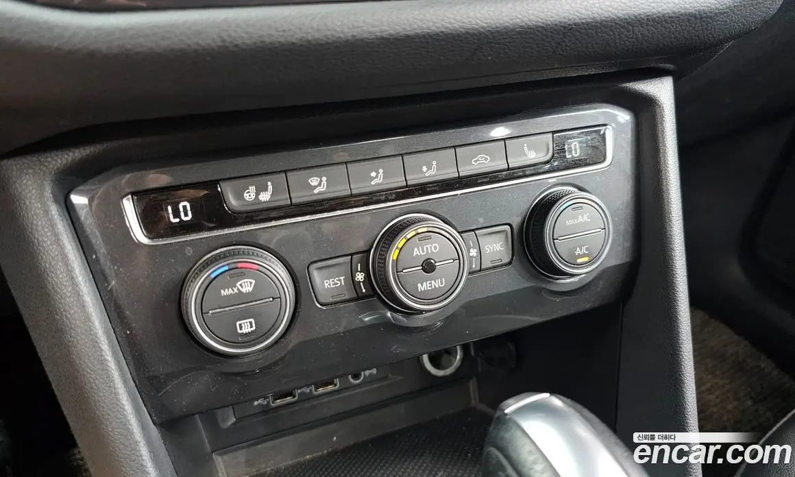 Volkswagen Tiguan 2020 2.0 автомат (гидро), фото 17