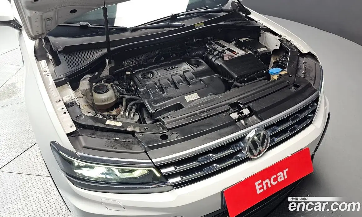 Volkswagen Tiguan 2020 2.0 автомат (гидро), фото 6