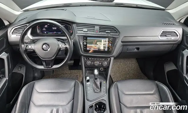 Volkswagen Tiguan 2020 2.0 автомат (гидро), миниатюра 7