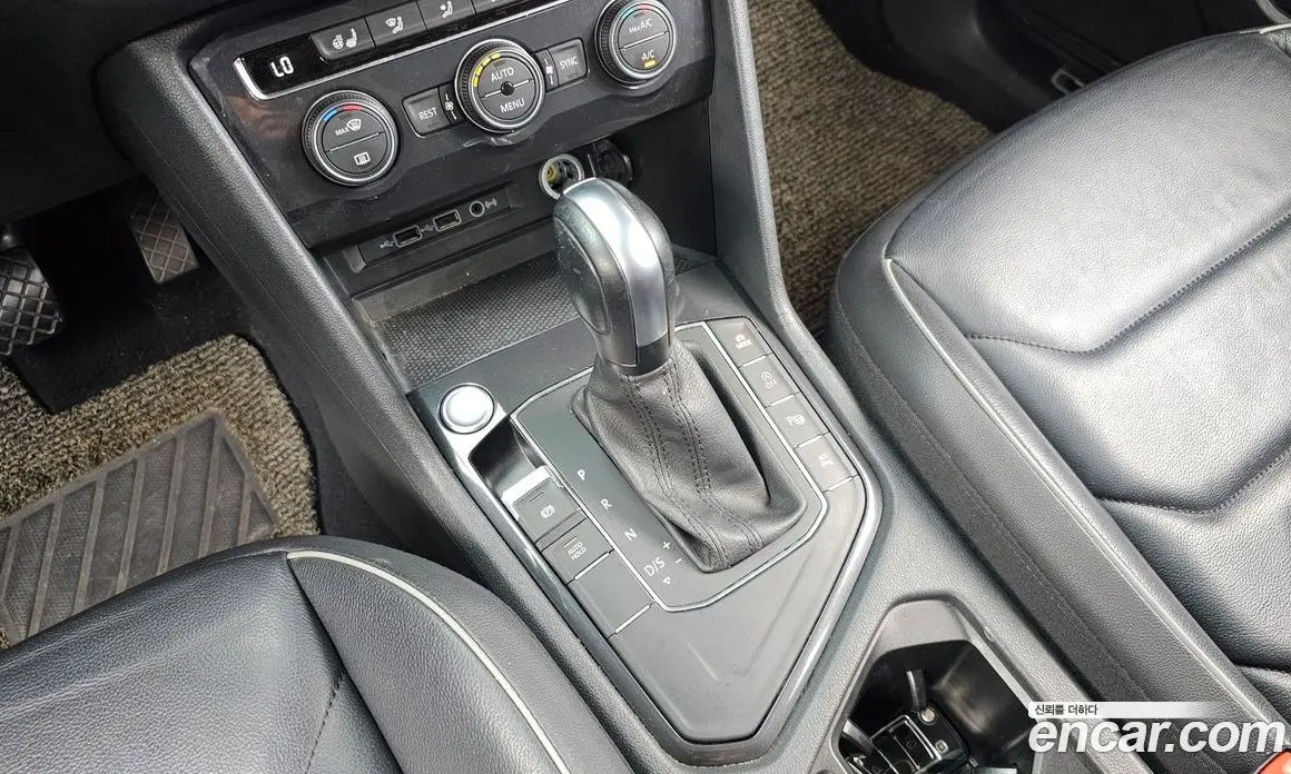 Volkswagen Tiguan 2020 2.0 автомат (гидро), фото 9