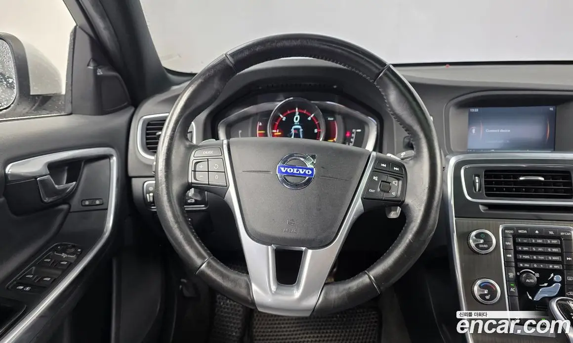 Volvo S60 2015 2.0 автомат (гидро), фото 12