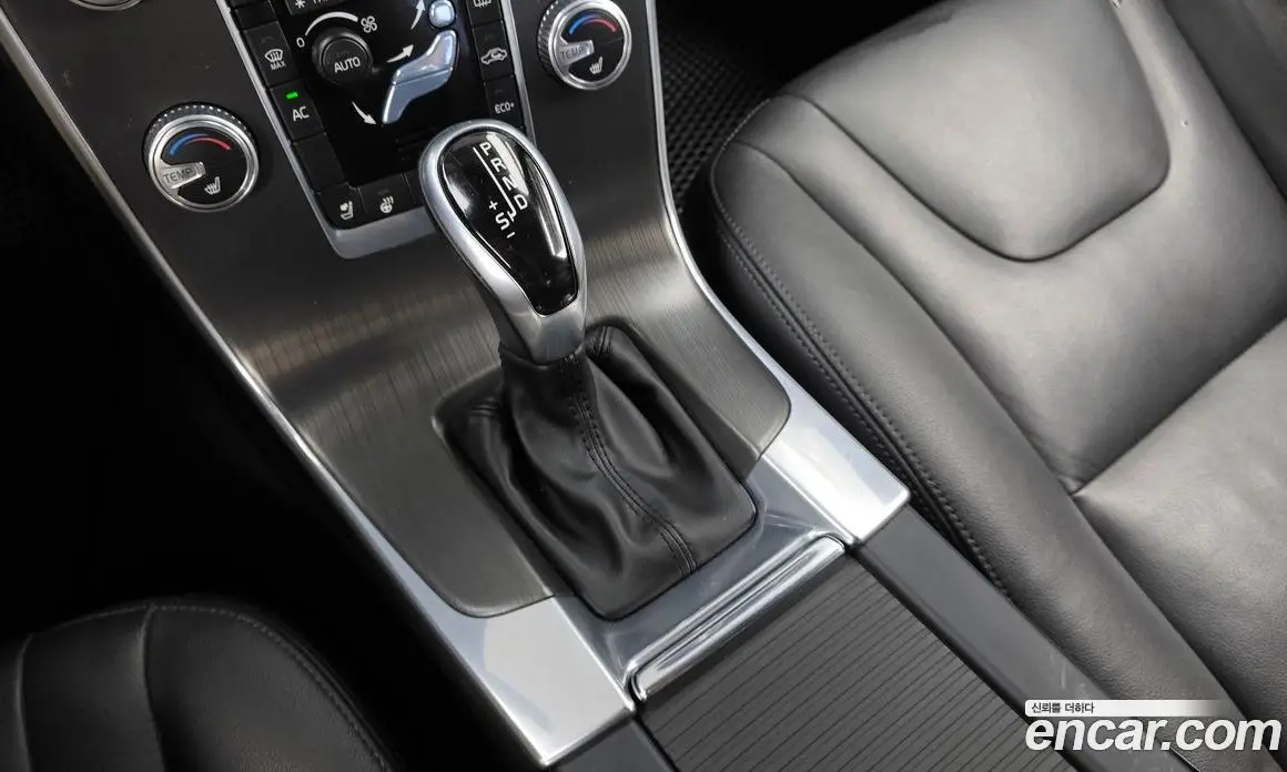 Volvo S60 2015 2.0 автомат (гидро), фото 9