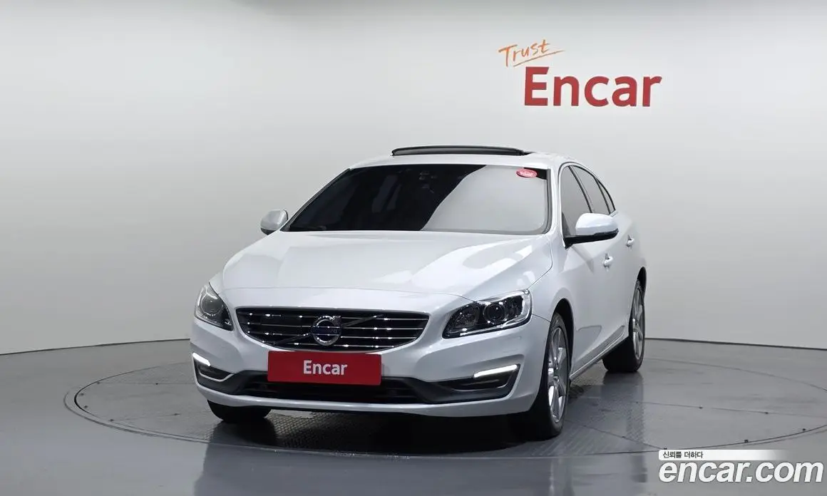 Volvo S60 2018 2.0 автомат (гидро), фото 3