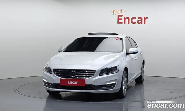 Volvo S60 2018 2.0 автомат (гидро), миниатюра 3