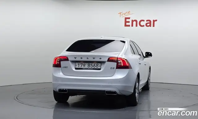Volvo S60 2018 2.0 автомат (гидро), миниатюра 4