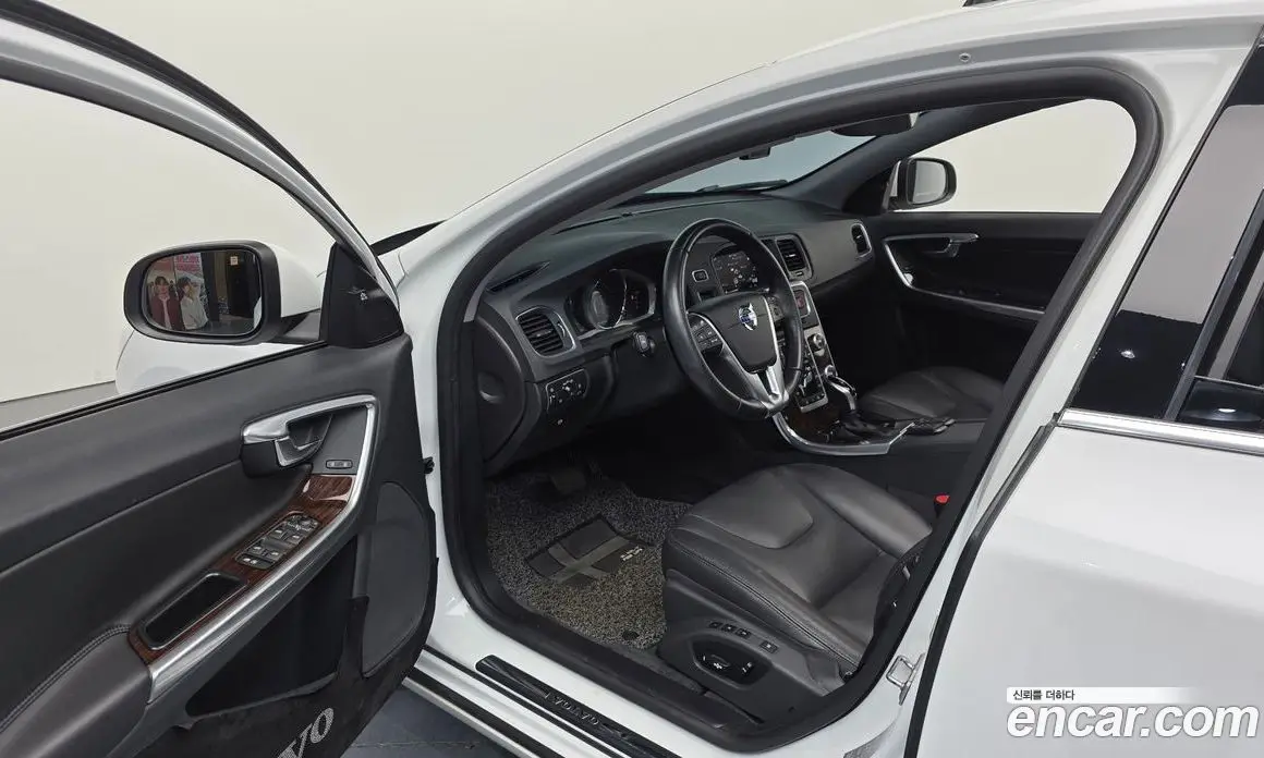 Volvo S60 2018 2.0 автомат (гидро), фото 10