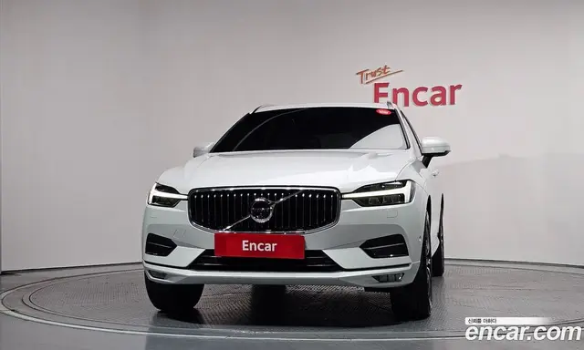 Volvo XC60 2021 2.0 автомат (гидро), миниатюра 3