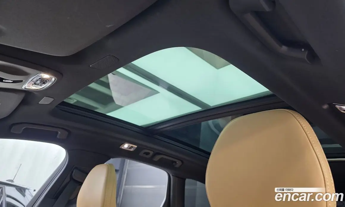 Volvo XC60 2021 2.0 автомат (гидро), фото 24