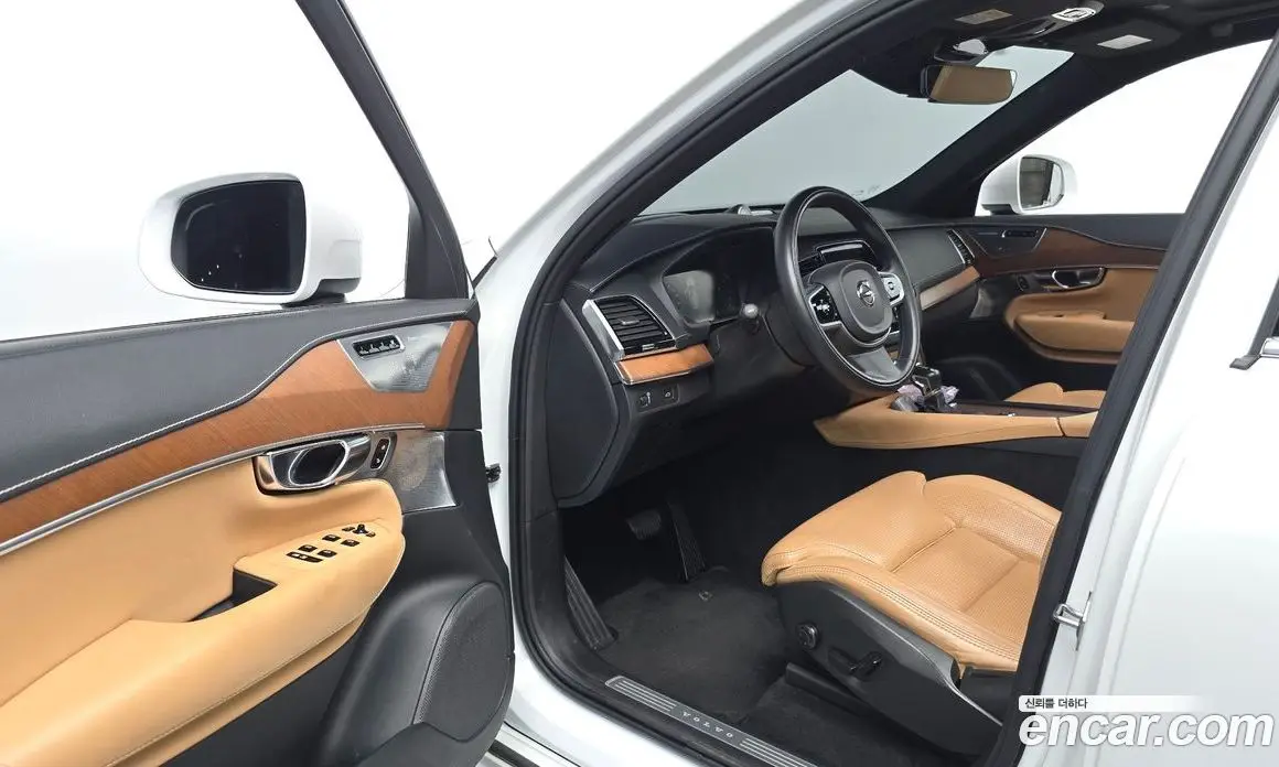 Volvo XC90 2019 2.0 автомат (гидро), фото 12