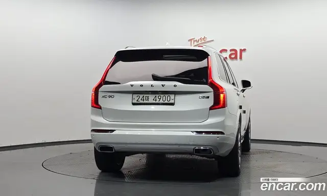 Volvo XC90 2019 2.0 автомат (гидро), миниатюра 3