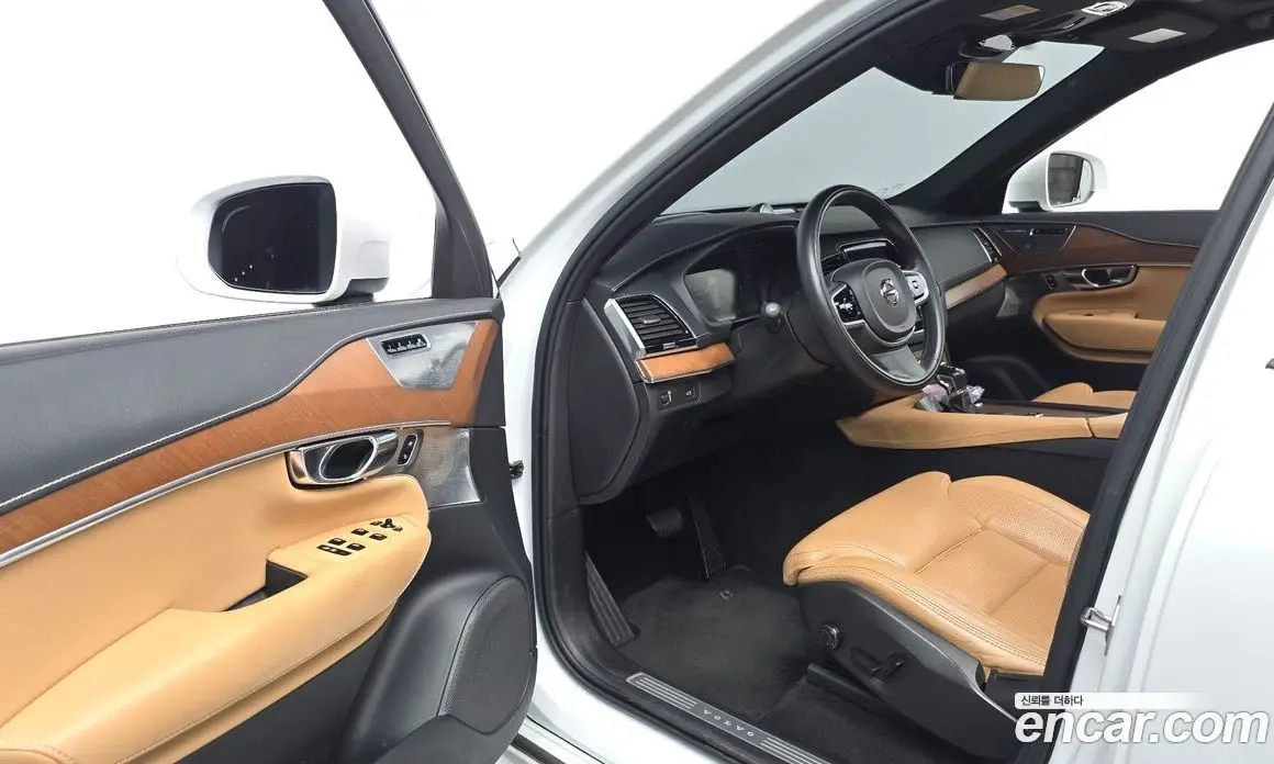 Volvo XC90 2019 2.0 автомат (гидро), фото 29