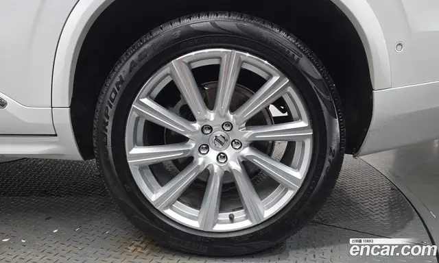 Volvo XC90 2019 2.0 автомат (гидро), миниатюра 6