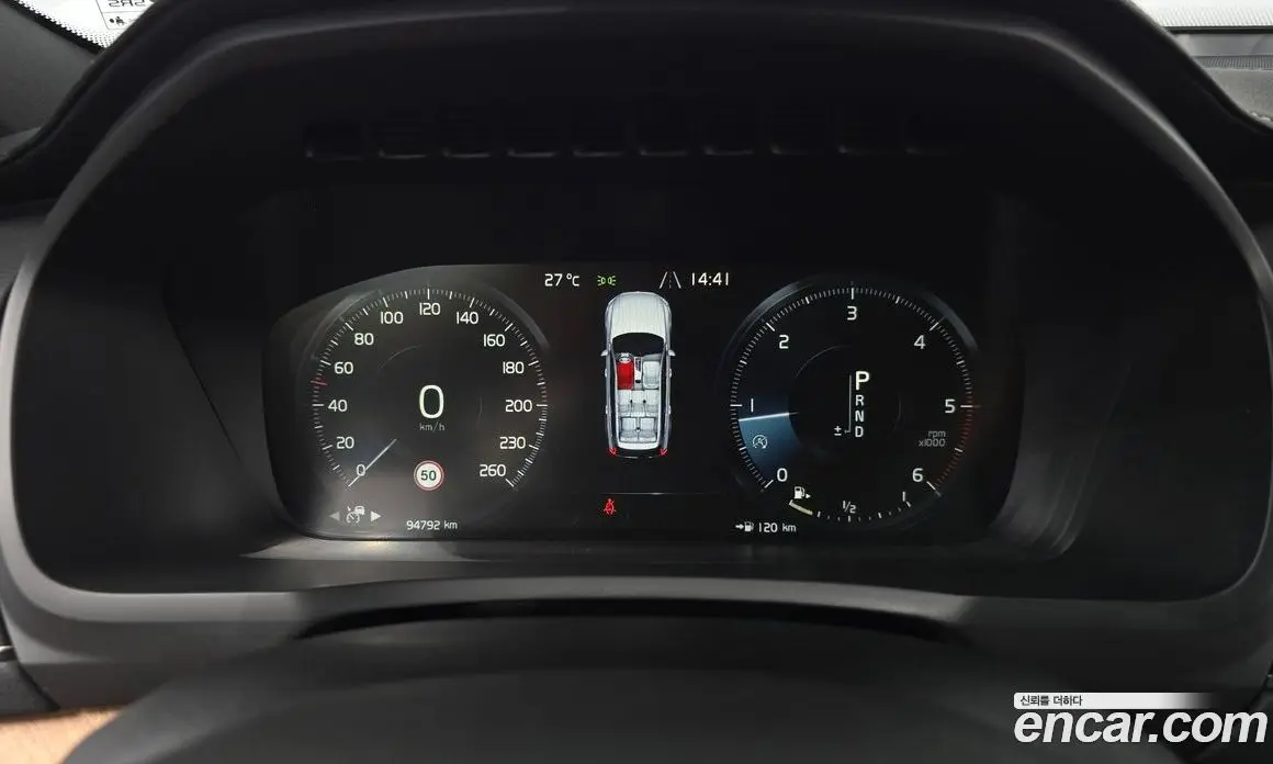 Volvo XC90 2019 2.0 автомат (гидро), фото 10